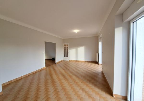 MAISON T6 - REF 61065