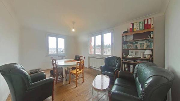 MAISON AVEC GRAND JARDIN