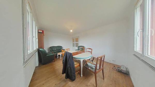 MAISON AVEC GRAND JARDIN