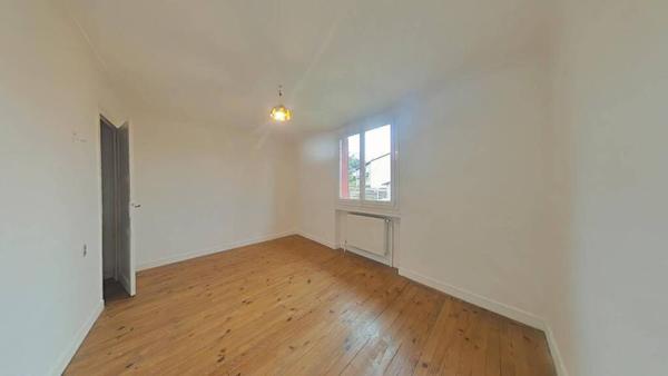 MAISON AVEC GRAND JARDIN