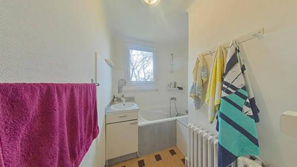 MAISON AVEC GRAND JARDIN