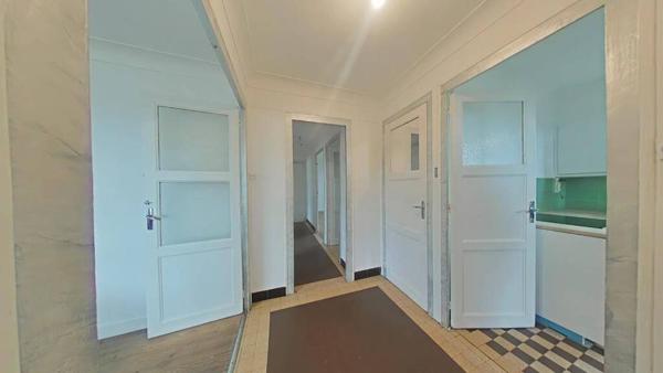 MAISON AVEC GRAND JARDIN