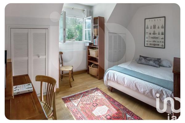 Demeure 9 pièces de 260 m² à Orgeval (78630)