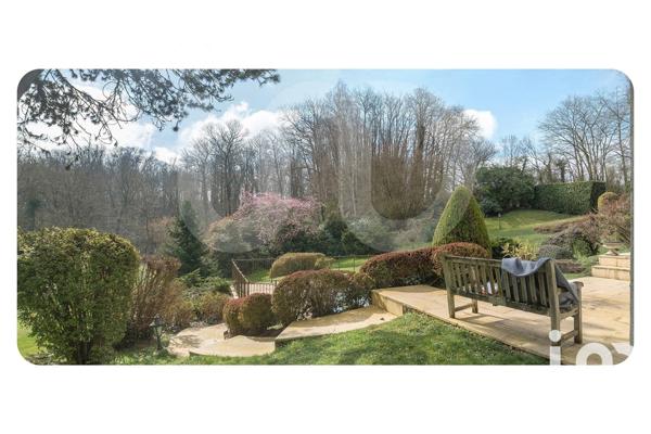 Demeure 9 pièces de 260 m² à Orgeval (78630)