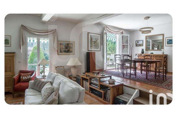 Demeure 9 pièces de 260 m² à Orgeval (78630)