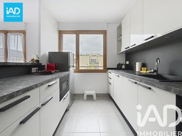 Appartement à vendre 3 pièces 62,56 m² Saint-Cyr-l'École