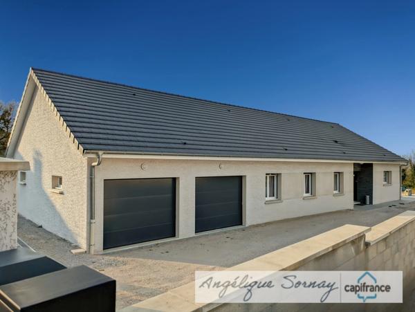 Maison à vendre 7 pièces proche LONS LE SAUNIER (39)