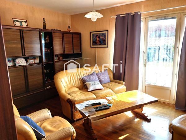 Maison plain-pied, 2 chambres et jardin