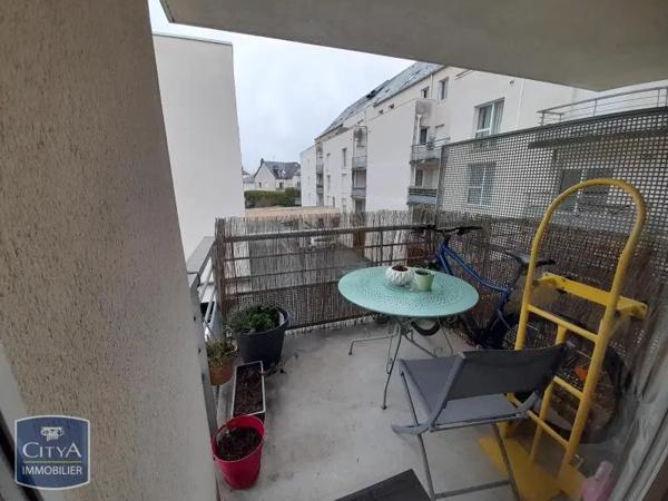Appartement à louer 2 pièces 48.32m² Laval (53000)