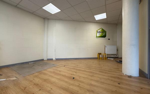 Maison à vendre    1 pièce • 120 m2 Saint-Quentin