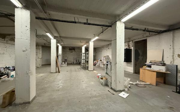 Maison à vendre    1 pièce • 120 m2 Saint-Quentin