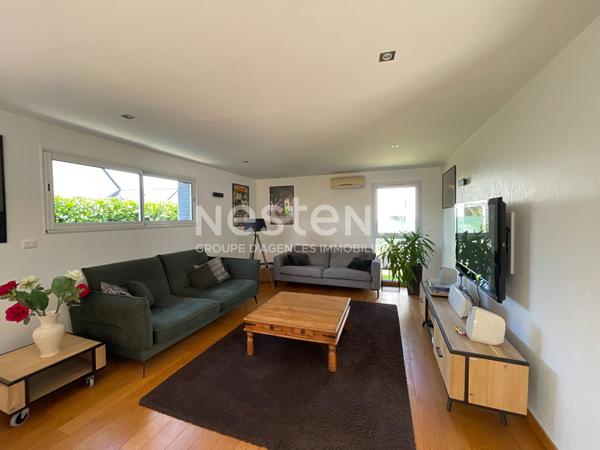 MEUCON Maison familiale de 151 m², 4 chambres 7 pièces, jardin arboré de 1057 m², terrasse et double garage
