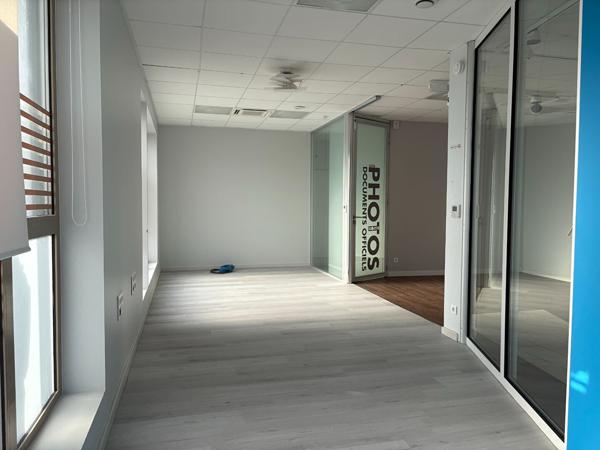 A LOUER BUREAUX - SAINT-BRIEUC -LA CROIX ST LAMBERT