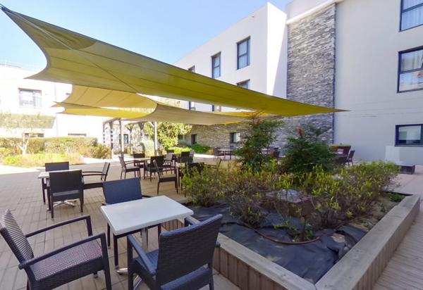 INVESTISSEMENT LOCATIF – Marseille 10 – Résidence EHPAD La Villa des Poètes - 6.01% de rentabilité