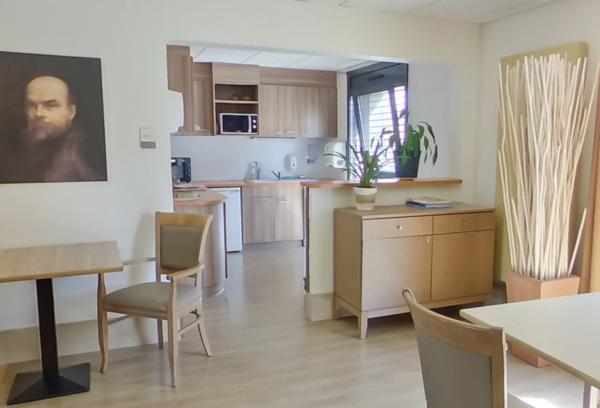 INVESTISSEMENT LOCATIF – Marseille 10 – Résidence EHPAD La Villa des Poètes - 6.01% de rentabilité