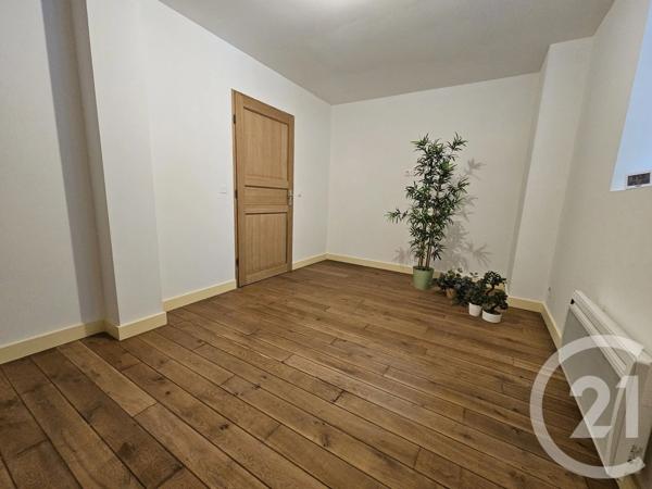 Appartement F3 à vendre  3 pièces - 63 m 2   DINARD  - 35