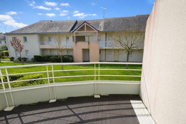 Appartement  T2 de 43 m² avec balcon, cave et parking à Auray