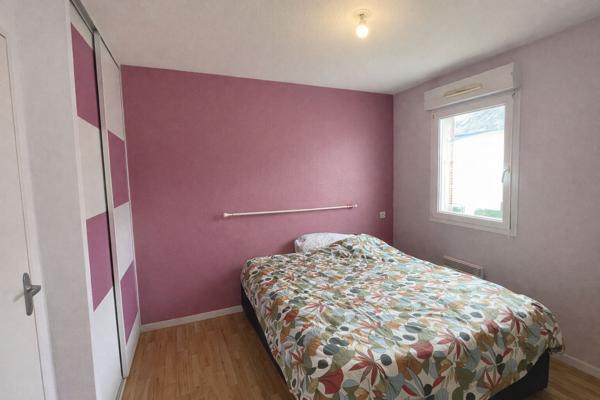 Appartement  T2 de 43 m² avec balcon, cave et parking à Auray