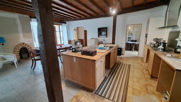 Maison à vendre à Domfront en Poiraie (61700) - Orne