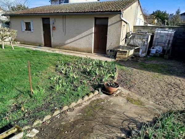 Bien rare à saisir à Le Blanc