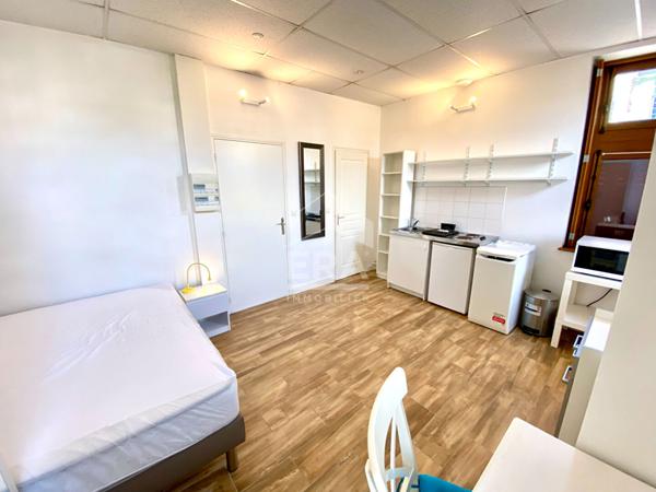 STUDIO MEUBLE A LOUER - BLOIS - REFAIT A NEUF RÉCEMMENT, MOBILIER & EQUIPEMENT COMPLET