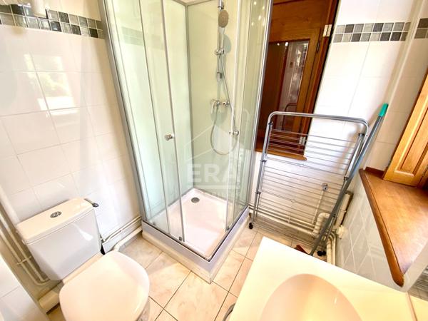 STUDIO MEUBLE A LOUER - BLOIS - REFAIT A NEUF RÉCEMMENT, MOBILIER & EQUIPEMENT COMPLET
