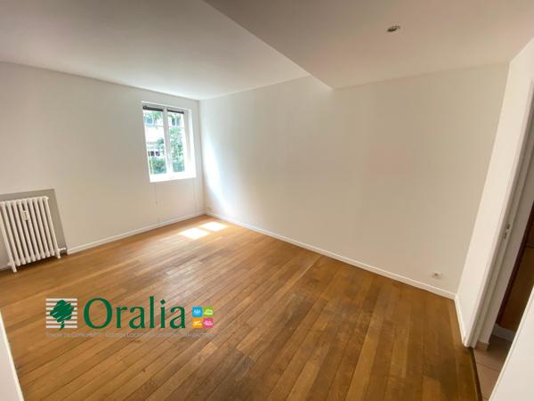 Appartement · Location Paris (75116) 3 pièces · 48m²