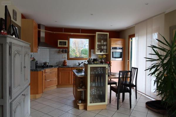 Maison à vendre à Landivisiau dans le Finistère (29400), ref : 4065