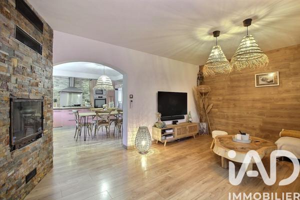 Appartement à vendre 5 pièces 112 m² Le Beausset