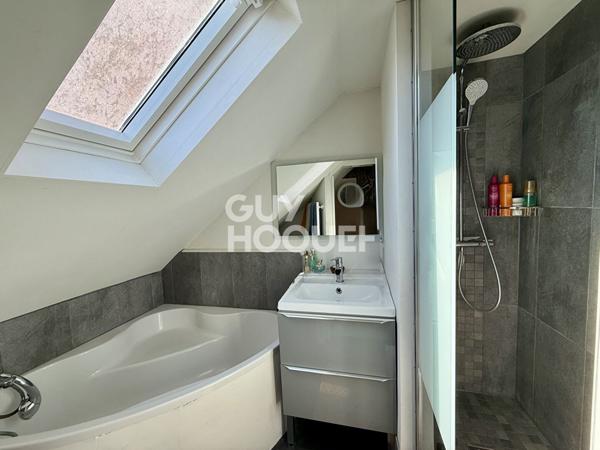 Épône - Maison 3 chambres 81.3 m2 carrez - 111m² au sol - Jardin - Garages