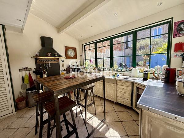 Épône - Maison 3 chambres 81.3 m2 carrez - 111m² au sol - Jardin - Garages