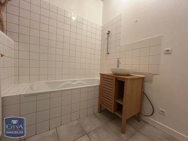 Appartement à louer 3 pièces 77.46m²