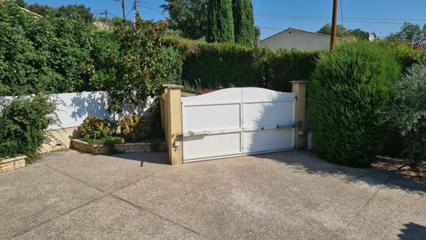 Maison à VILLENEUVE, 04180 - 6 pièces 150m²