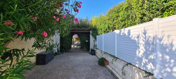 Maison à VILLENEUVE, 04180 - 6 pièces 150m²