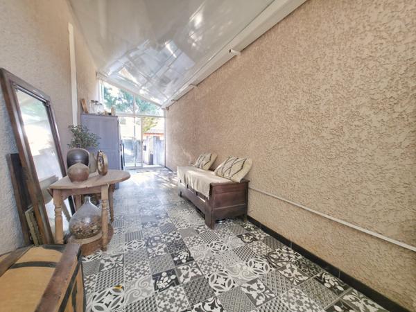 Beaucaire (30300) Maison 3 chambres, jardin, grand garage, excellent état