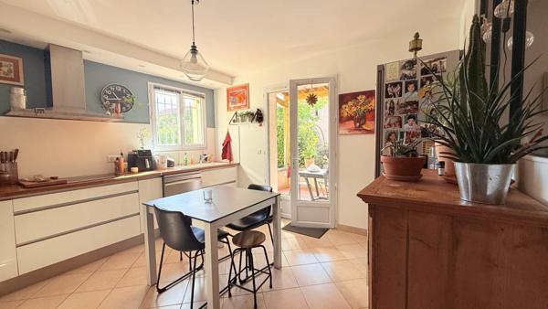 Vente Villa 6 pièces 152 m2 à Pourrières