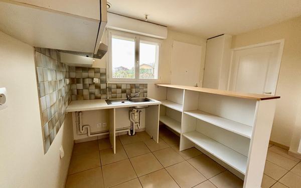 Appartement à louer    2 pièces • 45 m2 Toujouse