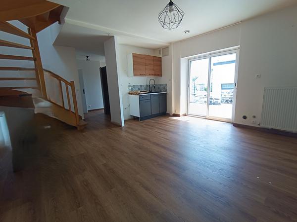 Maison Saint-Avé de 3 chambres à rénover secteur Berval à deux pas du bus et de Vannes