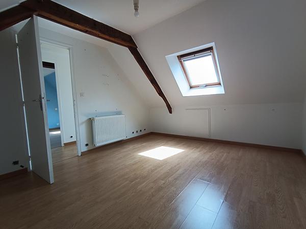 Maison Saint-Avé de 3 chambres à rénover secteur Berval à deux pas du bus et de Vannes