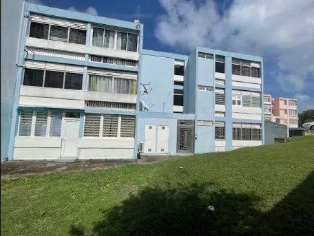 Vente                                                      Appartement
                        
                     3 pièces                      34 m2                     à Les Trois-Îlets