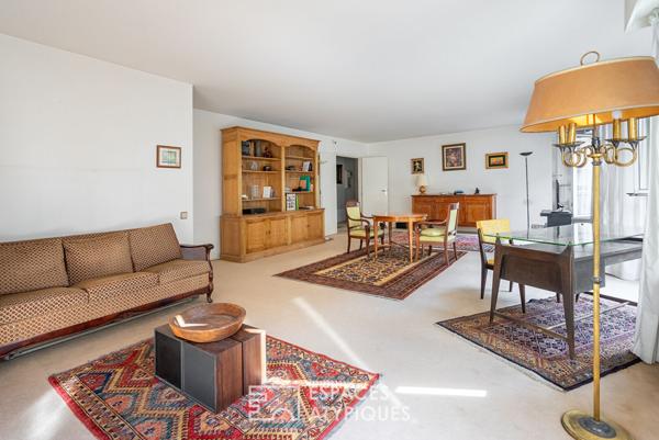 Appartement familial traversant à relifter – Jasmin-Auteuil