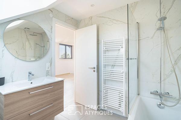 Maison rénovée et sa piscine