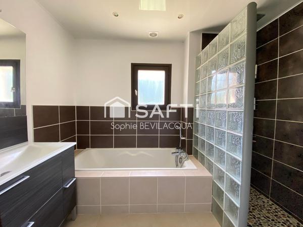 MAISON NON MITOYENNE 4 CHAMBRES GARAGE