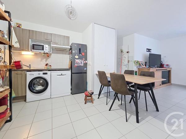 Appartement F3 à vendre  3 pièces - 60 m 2   AUDENGE  - 33
