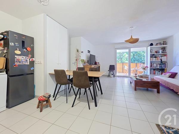 Appartement F3 à vendre  3 pièces - 60 m 2   AUDENGE  - 33