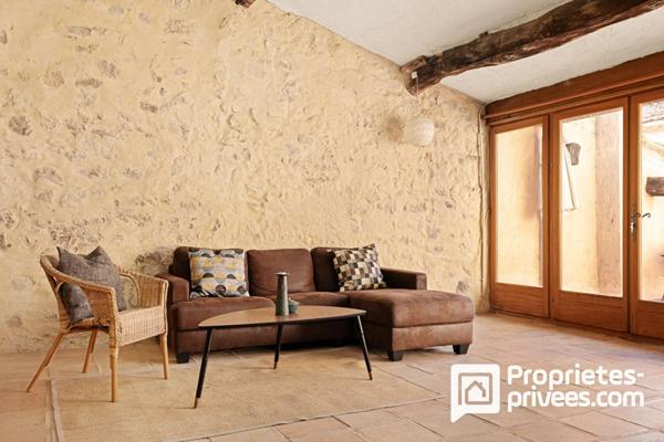 Authentique maison de village de 4 pièces avec grande terrasse