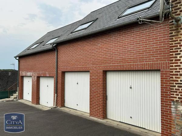 Parking à louer Toulis-et-Attencourt (02250)