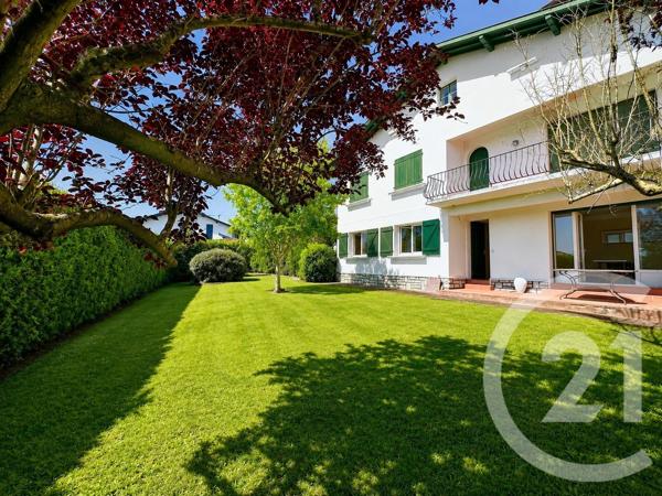 Appartement à vendre  3 pièces - 59,43 m 2   ST JEAN DE LUZ  - 64