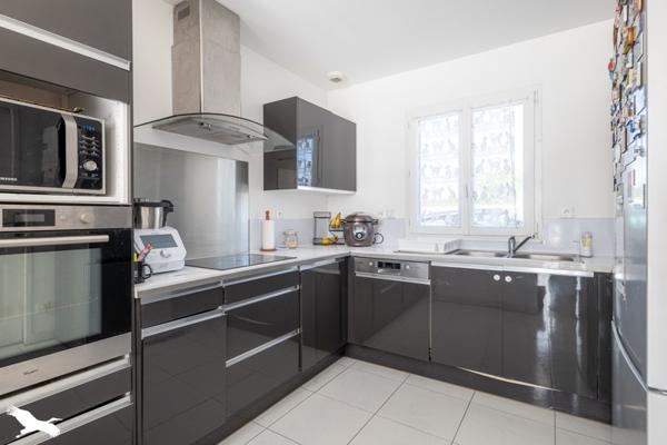 Maison à vendre |  Jarnac-Champagne |  6 pièces | 139 m²