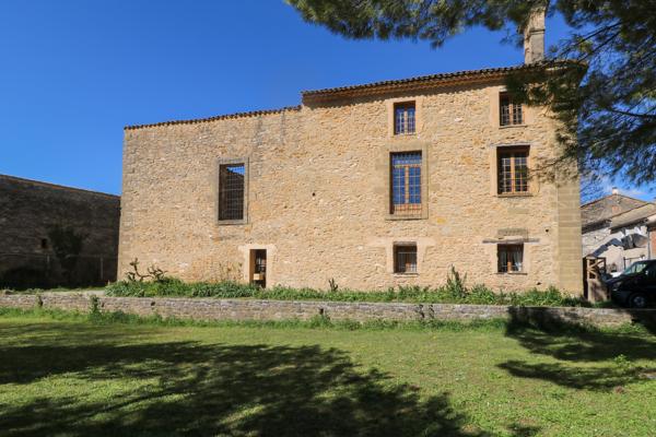 Immeuble à vendre à Uzès (30700) - Gard